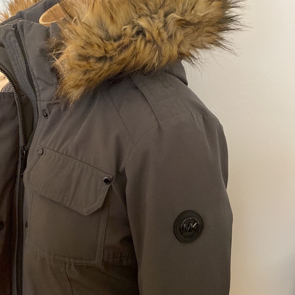 Michael kors gray puffer down winter fur trimmed jacket - Picture 6 of 12